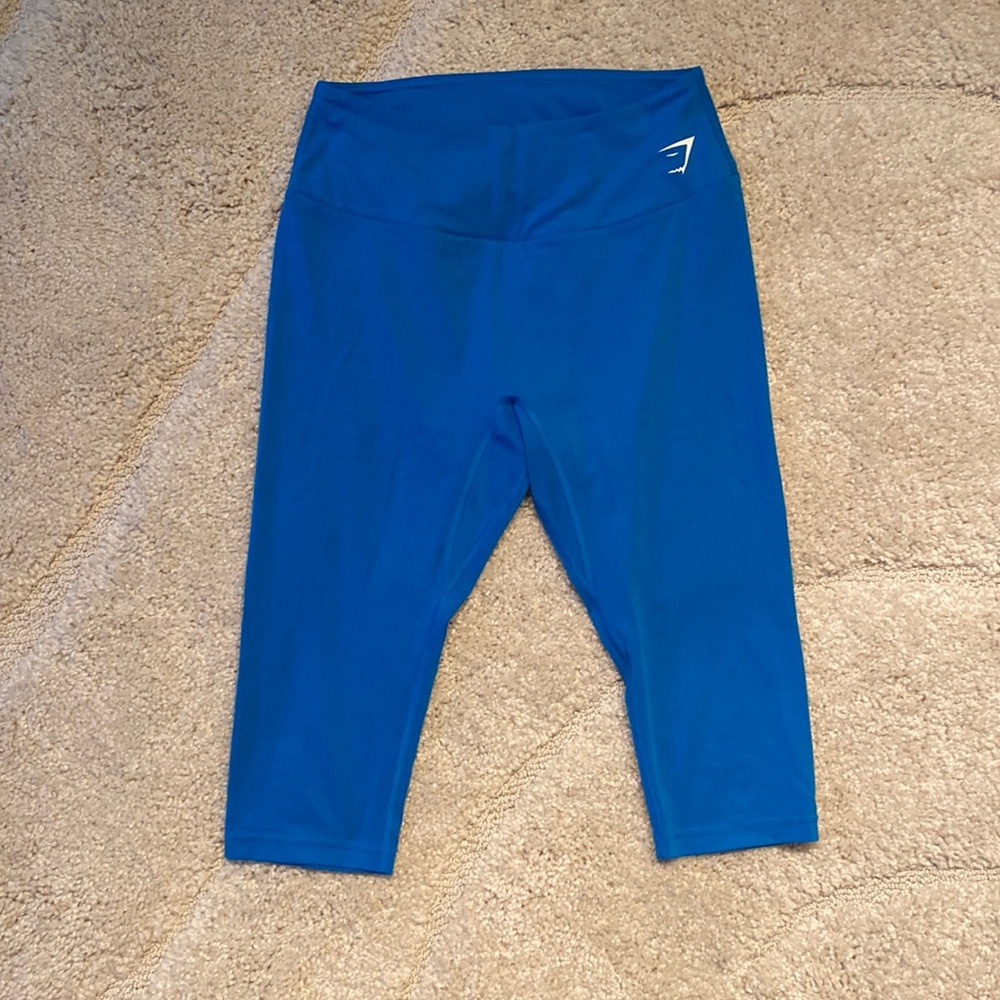 Blue, Size L, Gymshark training cropped leggings.